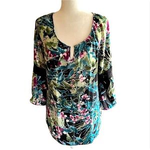 Zac & Rachel Floral Tunic Blouse Crochet Trim Bell Sleeve Keyhole Top Size M